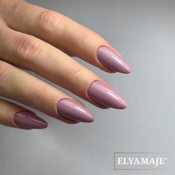 N° 26 – Burberry – Vernis Semi-Permanent – Elyamaje
