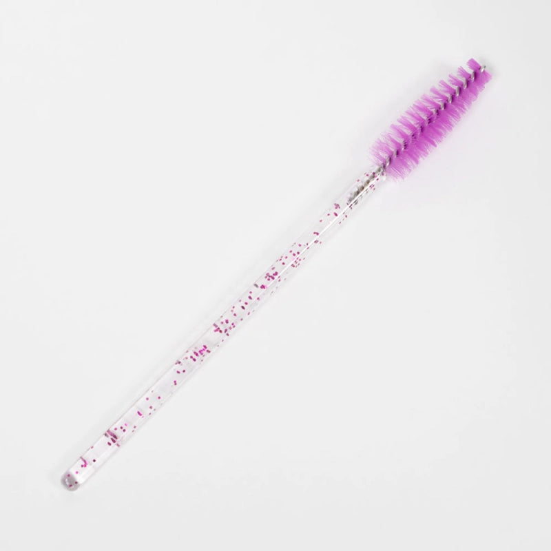 Goupillons cils
